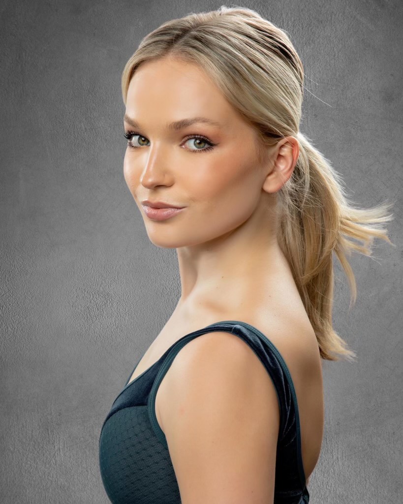 She has taught styles such as ballet, pointe, contemporary, jazz, musical theatre, and many more.