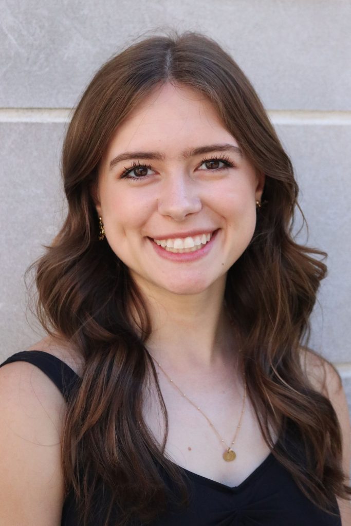 Katherine Robinson Clemme, originally from Hartford City, IN, grew up dancing at Premiere Dance Center, for 15 formative years.